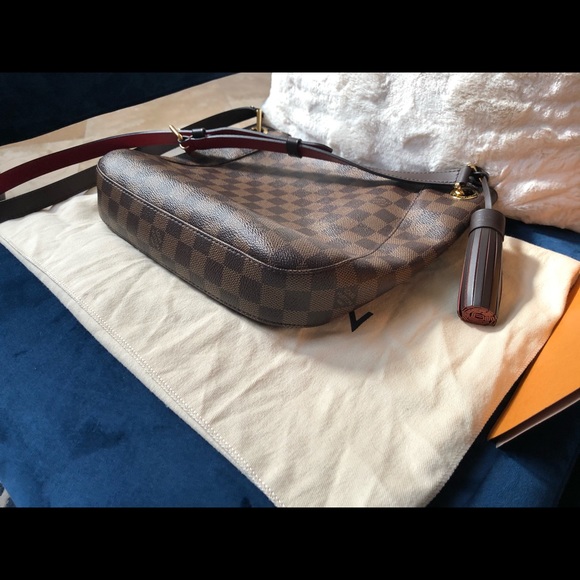 Authentic Louis Vuitton South Bank - Picture 4 of 7